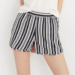 Madewell pull on shorts in Evelyn Stripe- Size XS